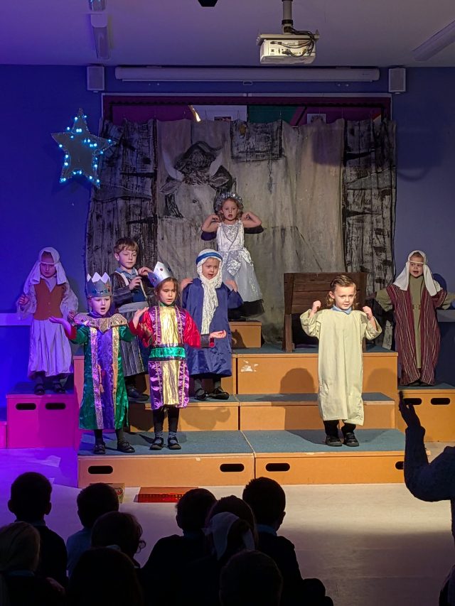 PXL_20251210_093805227.MP (1)